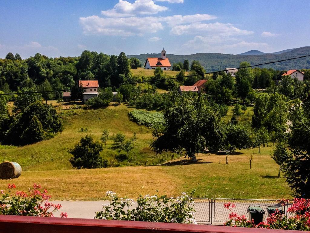 Guesthouse Ante Hodak Selište Drežničko Zewnętrze zdjęcie